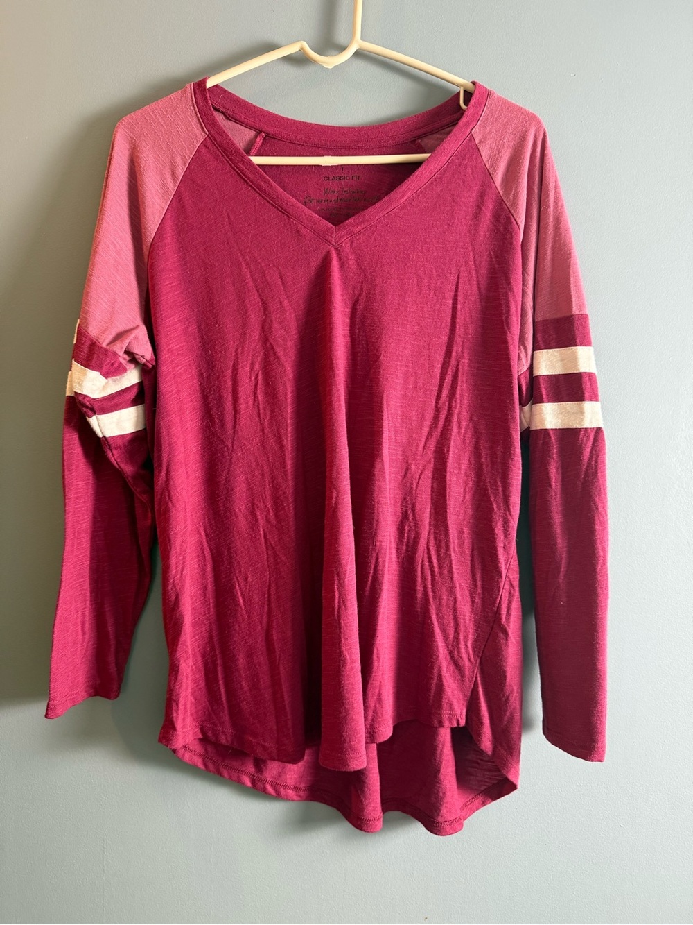 Feather Soft Slub V-Neck Varsity Raglan Tee Sz 1= 1x 14/16